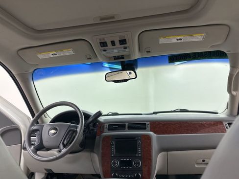 Used 2008 Chevrolet Tahoe LTZ w/ LTZ Preferred Equipment Group image 24