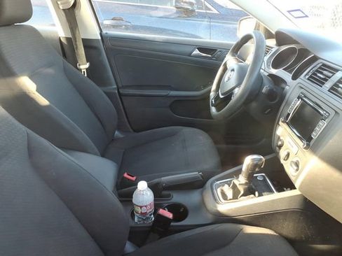 Used 2015 Volkswagen Jetta S FWD image 7