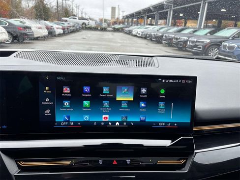 Used 2024 BMW 530i xDrive w/ Premium Package image 32