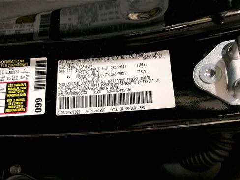 Used 2024 Toyota Tacoma TRD Off-Road AWD/4WD image 37