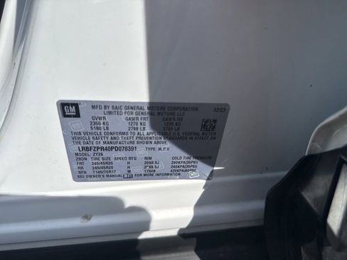 Used 2023 Buick Envision Essence w/ Sport Touring Package image 6