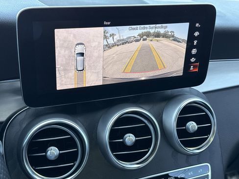 Used 2022 Mercedes-Benz GLC 300 GLC 300 image 18