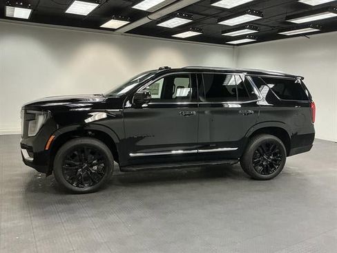 New 2026 GMC Yukon Elevation w/ LPO, Elevation Black Package AWD/4WD image 3