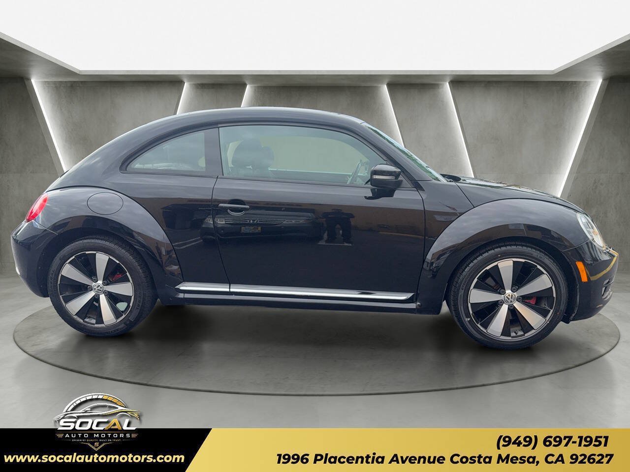 Used 2013 Volkswagen Beetle 2.0T FWD image 6