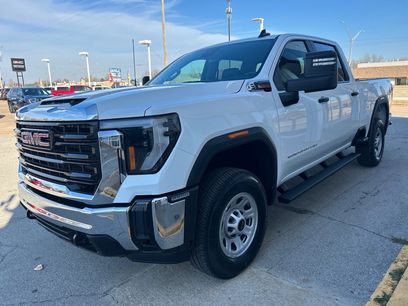 New 2026 GMC Sierra 2500 Pro