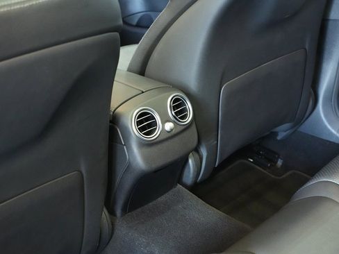 Used 2016 Mercedes-Benz C 300 4MATIC Sedan image 35