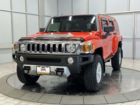 Used 2008 HUMMER H3 image 3