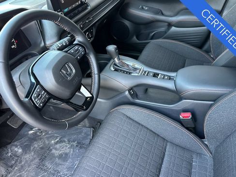 Certified 2025 Honda HR-V Sport image 10