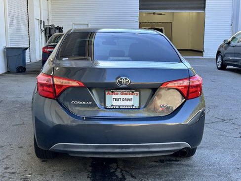 Used 2018 Toyota Corolla LE image 5