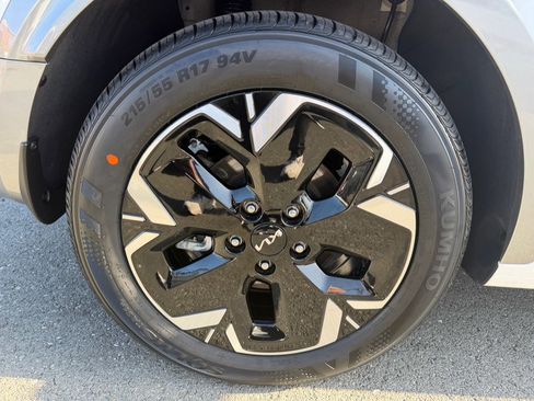 Used 2023 Kia Niro Wave w/ Wave Preserve Package image 59