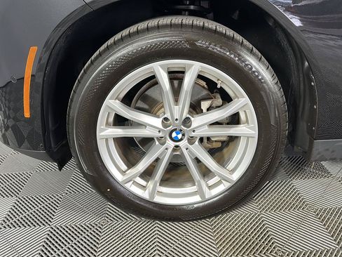 Certified 2025 BMW X3 xDrive30i w/ Premium Package AWD/4WD image 9