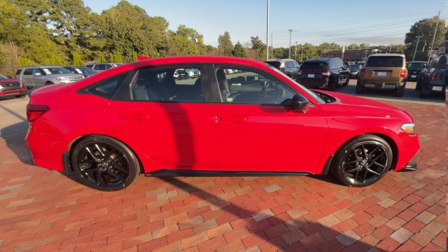 Used 2022 Honda Civic Sport image 2