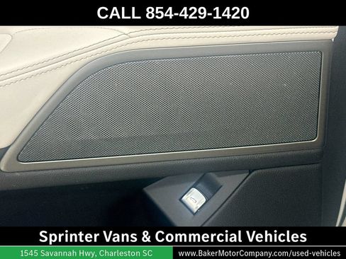 Used 2021 BMW 740i w/ Premium Package RWD image 20