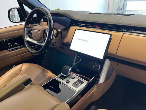 Used 2023 Land Rover Range Rover SE AWD/4WD image 42