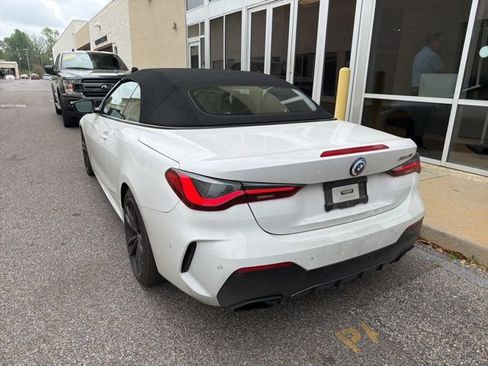 Used 2023 BMW M440i Convertible w/ Premium Package image 5
