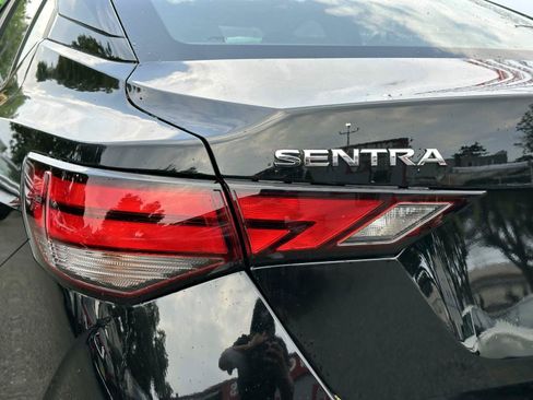 Certified 2025 Nissan Sentra SV FWD image 11