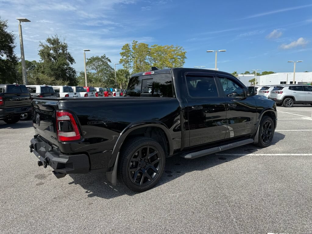Used 2022 RAM 1500 Laramie AWD/4WD image 3
