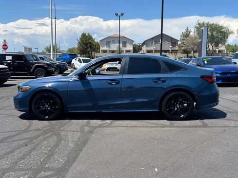 Used 2025 Honda Civic Sport image 5