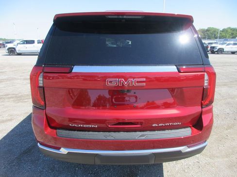 New 2026 GMC Yukon XL Elevation w/ Elevation Premium Package AWD/4WD image 5