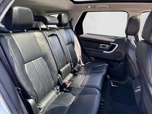 Used 2017 Land Rover Discovery Sport HSE image 20