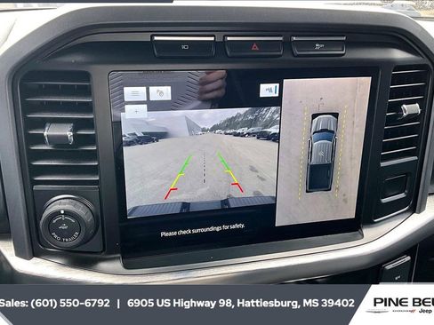 Used 2023 Ford F150 Lariat w/ Trailer Tow Package image 15