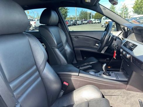 Used 2006 BMW M5 RWD image 8