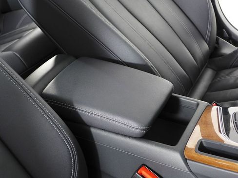 Used 2023 Audi A4 2.0T Premium w/ Convenience Package image 16