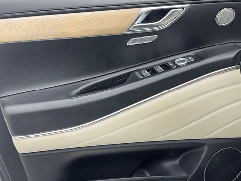 Used 2023 Genesis GV80 3.5T image 40