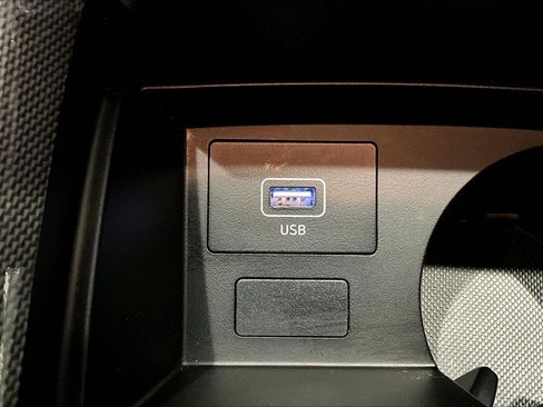 Used 2023 Hyundai Santa Fe SE image 16