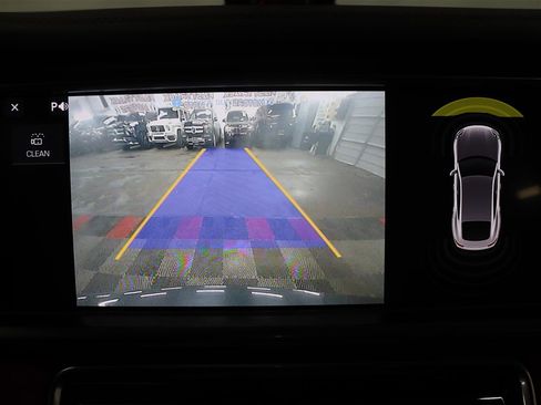 Used 2019 Porsche Panamera 4 image 23