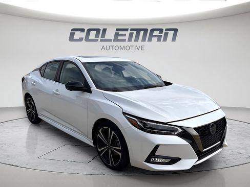 Used 2023 Nissan Sentra SR w/ SR Premium Package FWD image 2