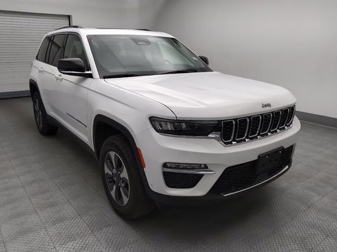 Used 2022 Jeep Grand Cherokee Limited 4xe w/ Luxury Tech Group II AWD/4WD image 14