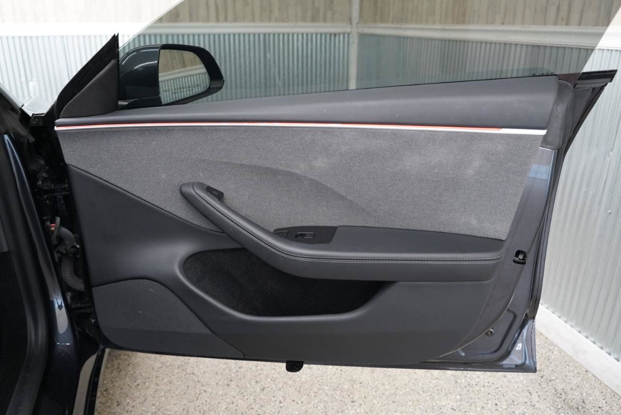 Used 2024 Tesla Model 3 Long Range RWD image 31