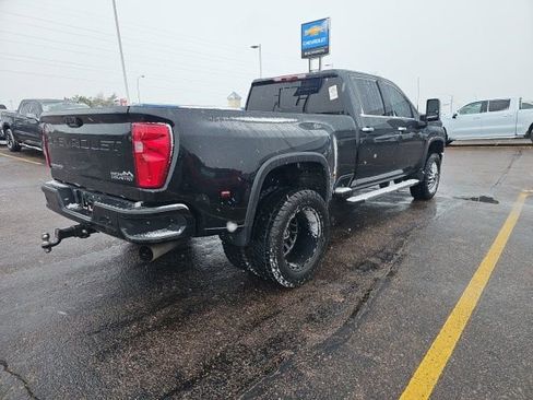 Used 2022 Chevrolet Silverado 3500 High Country image 3