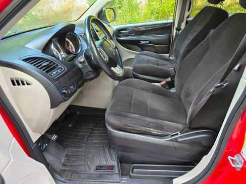 Used 2014 Dodge Grand Caravan SE w/ Quick Order Package 29E SE image 22