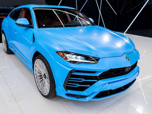 Used 2022 Lamborghini Urus image 6