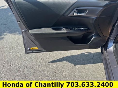 Used 2015 Honda Accord LX image 22