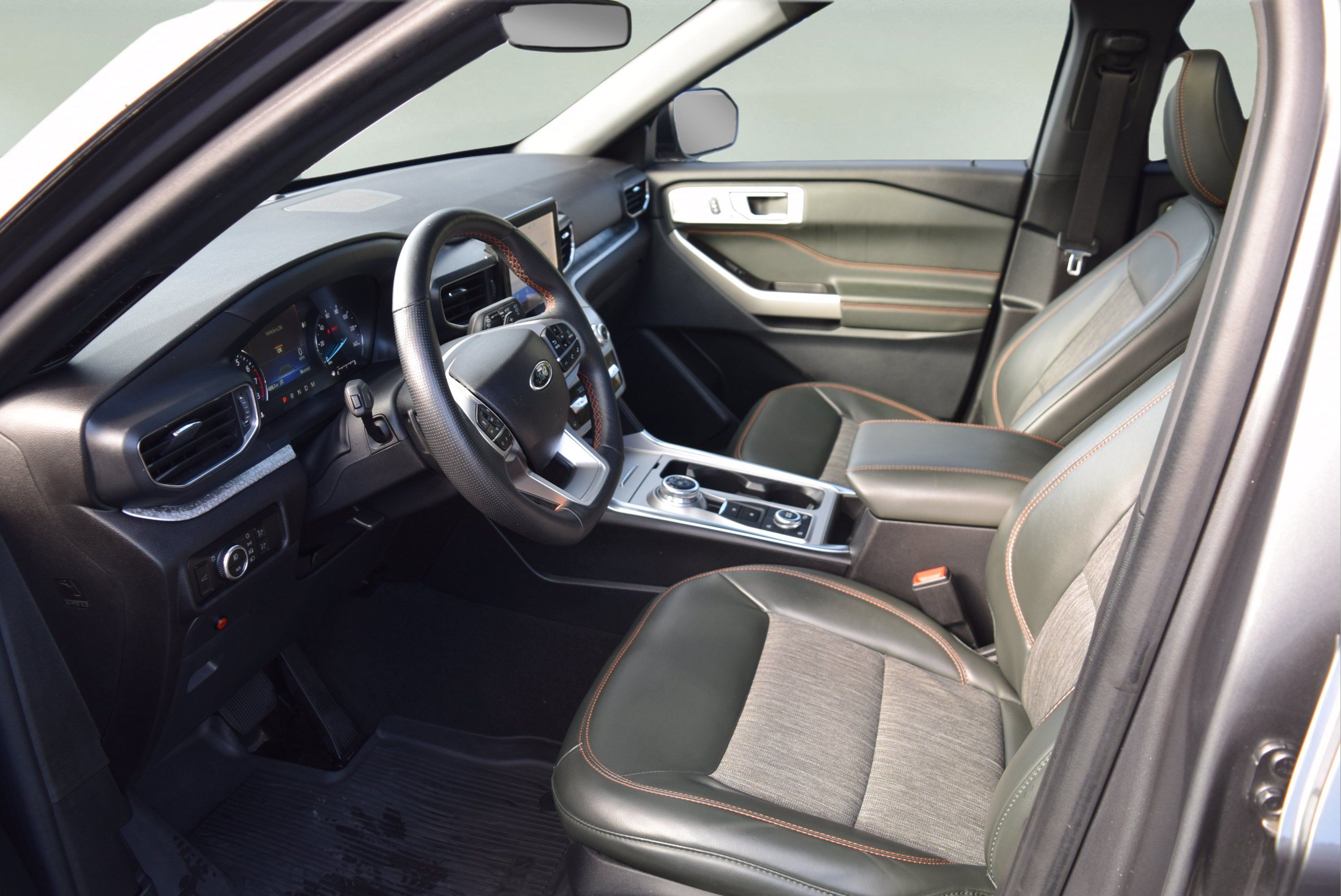 Used 2023 Ford Explorer Timberline w/ Timberline Technology Package AWD/4WD image 12
