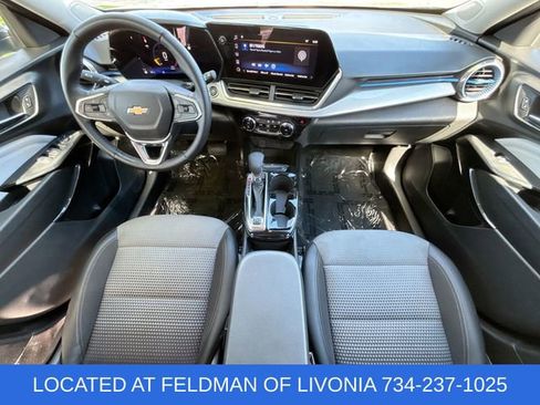 Certified 2024 Chevrolet Trax LT w/ Driver Confidence Package FWD image 19