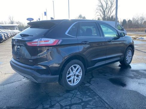 Used 2024 Ford Edge SEL image 11