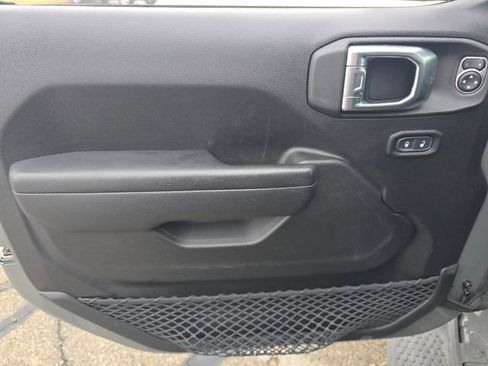 Used 2023 Jeep Wrangler Sport S AWD/4WD image 25