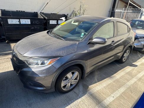 Used 2019 Honda HR-V EX image 2