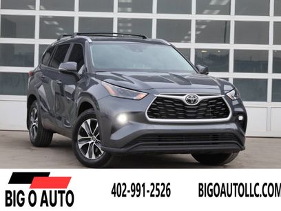 Used 2025 Toyota Highlander XLE