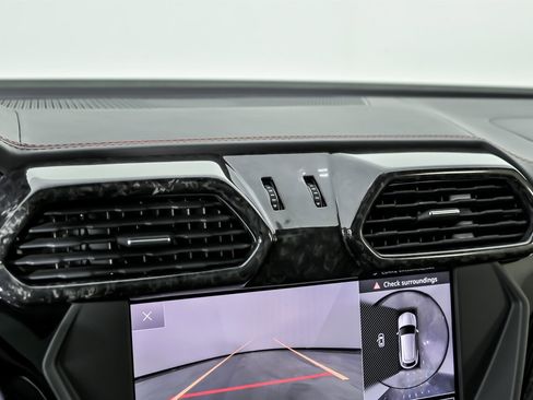 Used 2019 Lamborghini Urus image 39