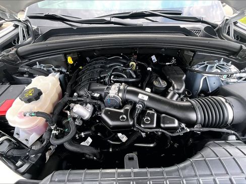 Used 2025 Jeep Grand Cherokee Altitude RWD image 31