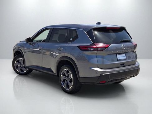 Used 2025 Nissan Rogue SV FWD image 6