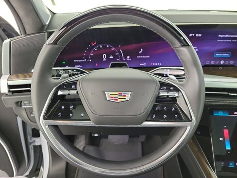 Certified 2026 Cadillac Escalade ESV Platinum Sport AWD/4WD image 22