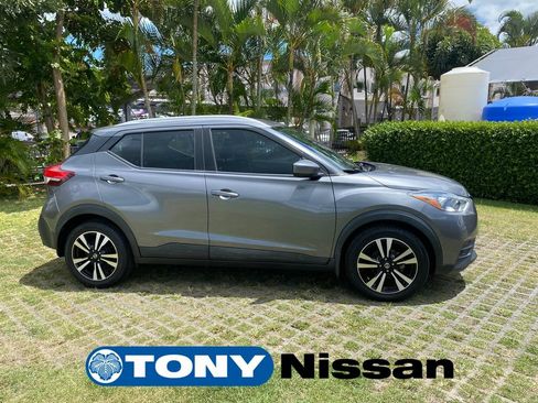Used 2018 Nissan Kicks SV FWD image 26