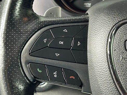Used 2019 Dodge Charger SXT AWD/4WD image 22
