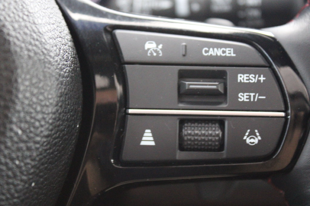 Used 2025 Honda Pilot Black Edition image 33